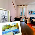 Square View Appartement