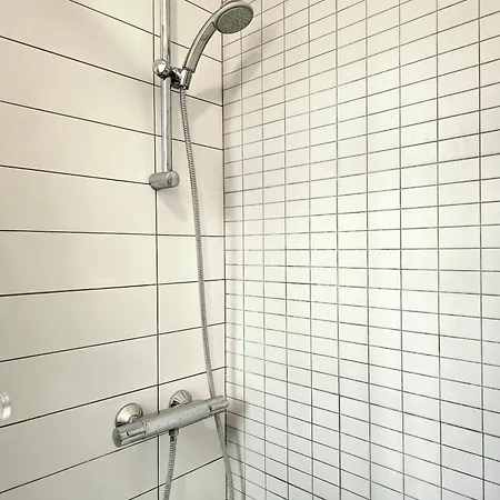 Square View * Σίμπενικ