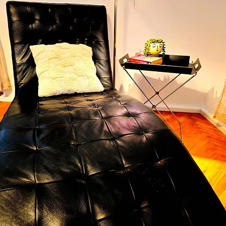 Διαμέρισμα Square View